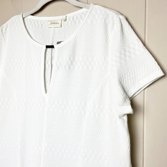 Anthropologie White Textured Blouse - Picture 3 of 12